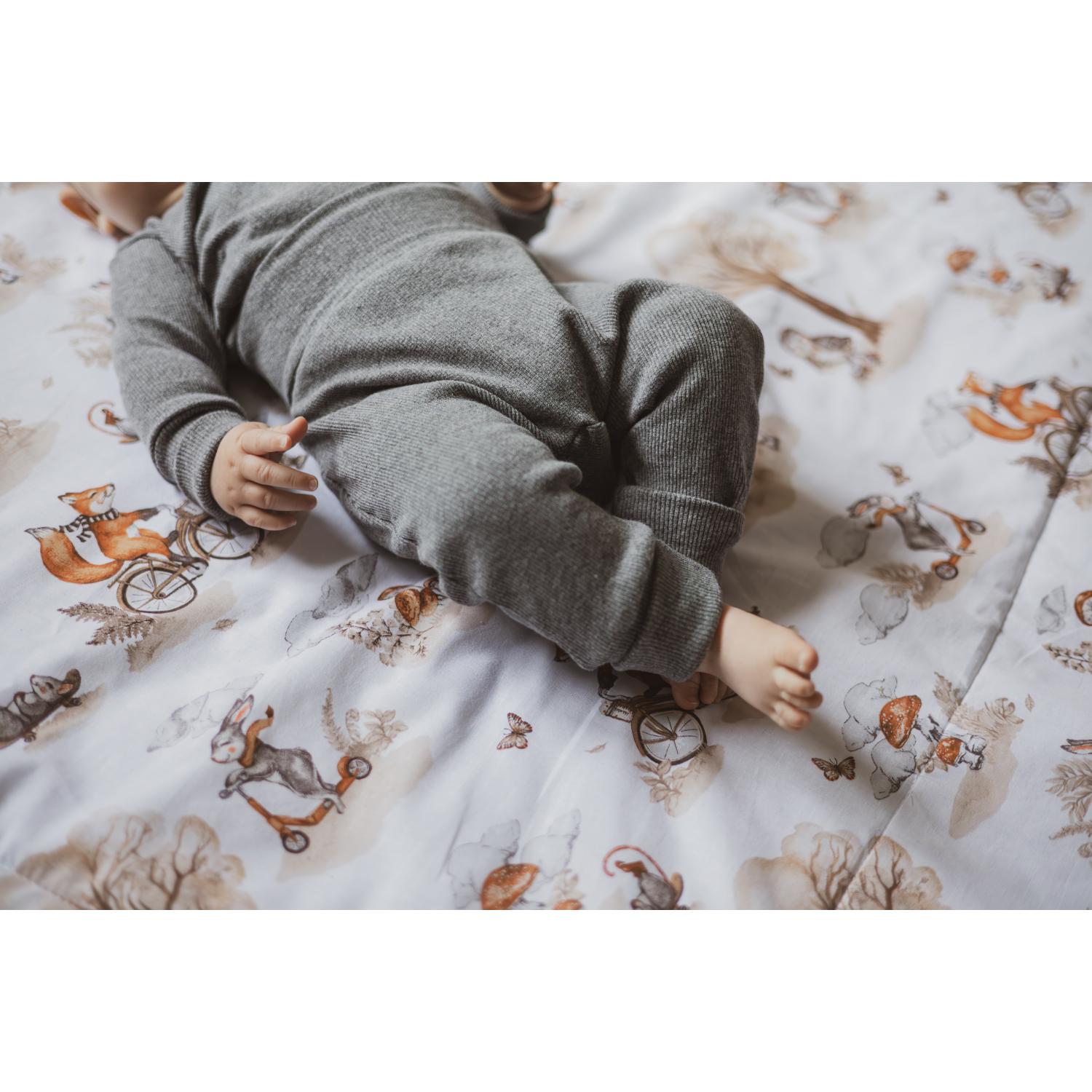 Gepolsterte XXL Krabbeldecke 120 x 120 cm