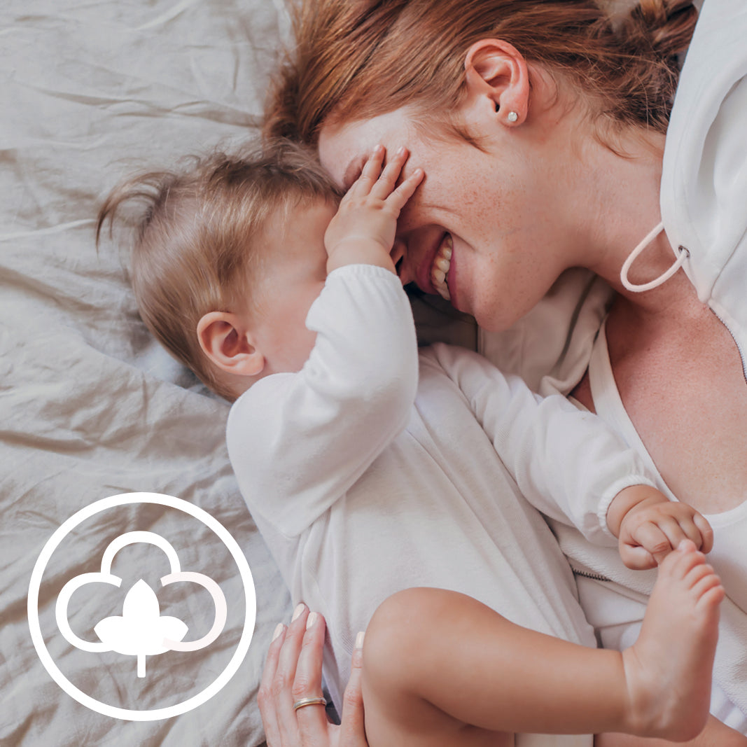 Mutter mit Baby quadratisch