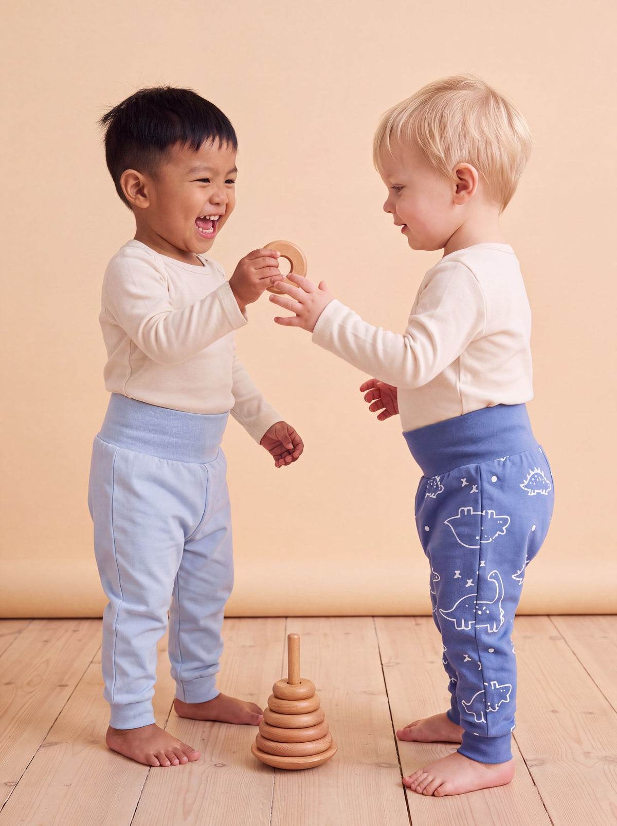 400- Hosen Set Dunkelblau Grün Dino Jeansblau Streifen