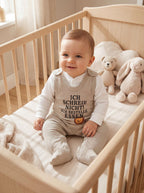 72531_aFpKpbjf5y2eWwNG-Baby Strampler Set mit Spruch-Bild3